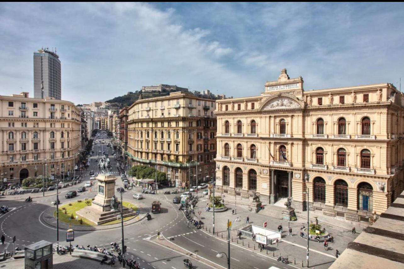 Hotel La Lepre Bovio Nápoles Exterior foto